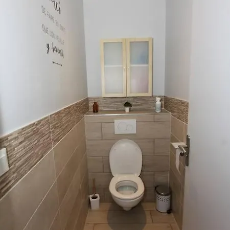 Vila Maison Climatisee Avec Parking *